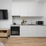 Towarowa Towers Lux With Free Private Parking By Renters Prestige