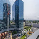 Towarowa Towers Lux With Free Private Parking By Renters Prestige شقة