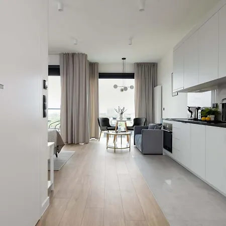 Towarowa Towers Lux With Free Private Parking By Renters Prestige