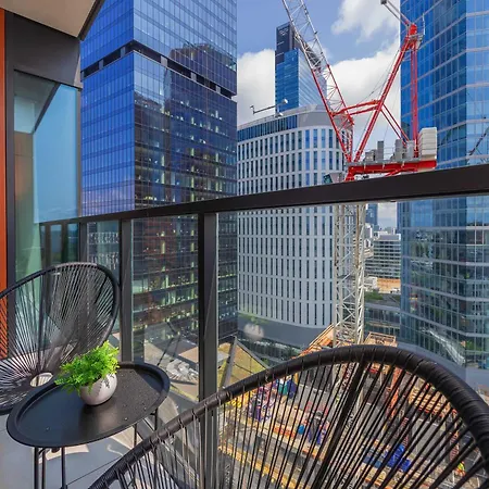 Deluxe Towarowa Towers With Parking & Ac By Renters Prestige
