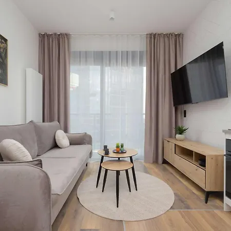 Deluxe Towarowa Towers With Parking & Ac By Renters Prestige Lägenhet *
