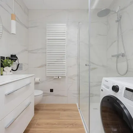 公寓 Towarowa Towers Lux With Free Private Parking By Renters Prestige