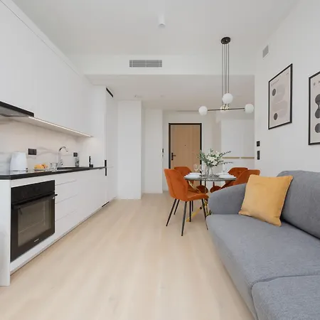 Towarowa Towers Lux With Free Private Parking By Renters Prestige アパート ワルシャワ