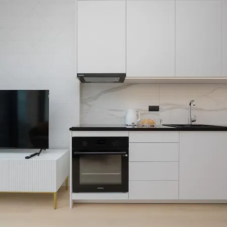 Towarowa Towers Lux With Free Private Parking By Renters Prestige *