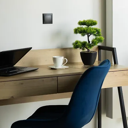 Towarowa Towers Lux With Free Private Parking By Renters Prestige 公寓 *