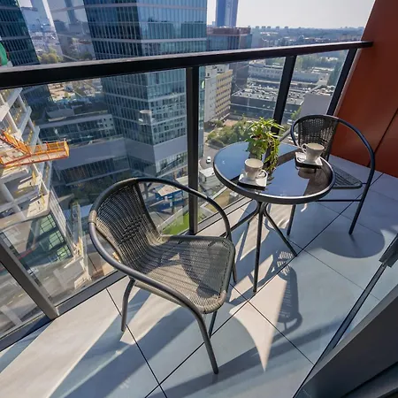 Towarowa Towers Lux With Free Private Parking By Renters Prestige Apartment *
